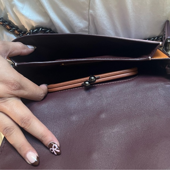 Coach Tea Rose Dinky in pink/mauve floral applique - Picture 6 of 10